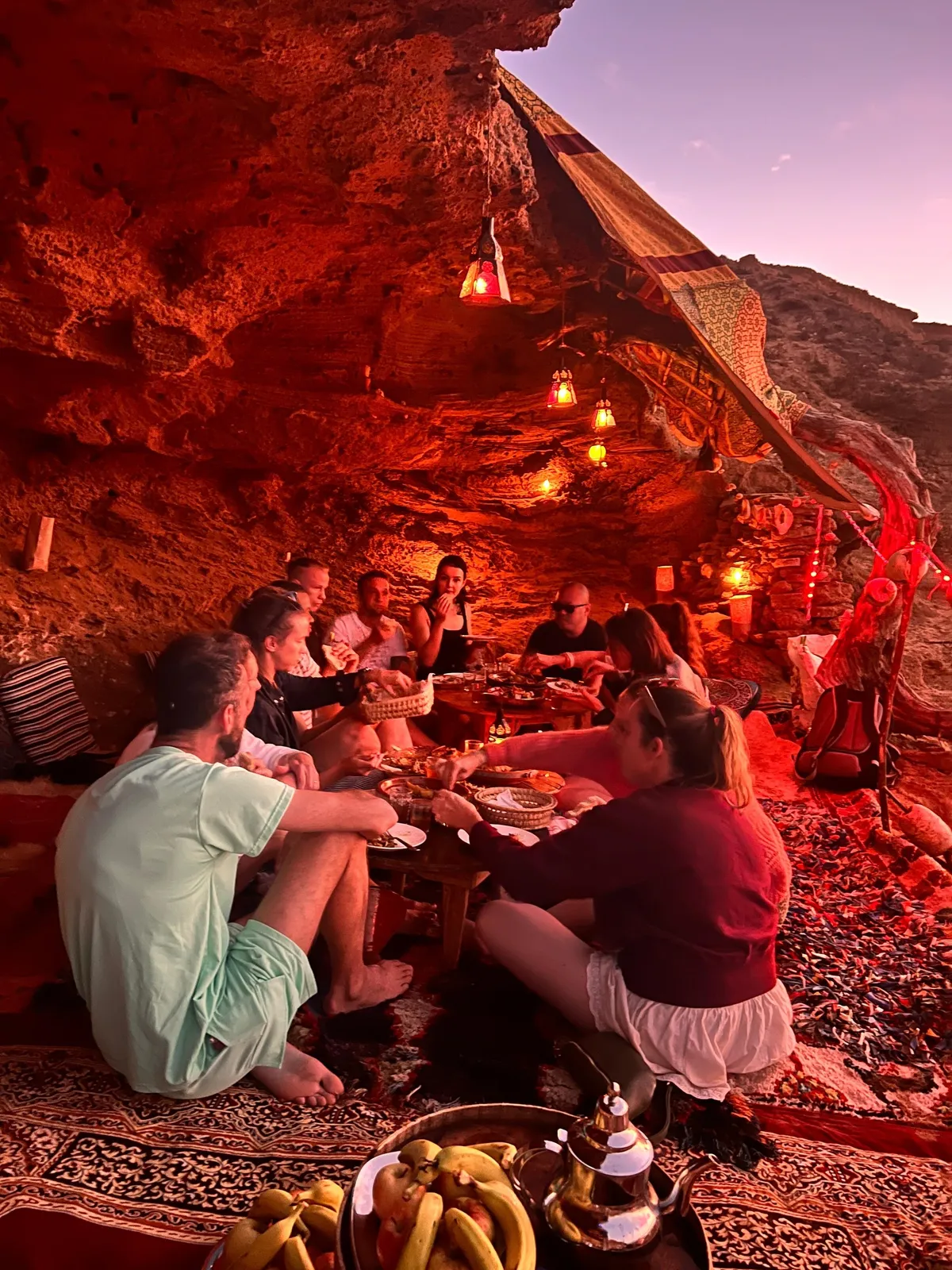 Lunch in the Sidi M'Barek cave, facing the ocean